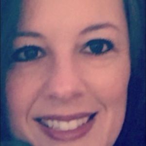 Meet your Posher, Alyson